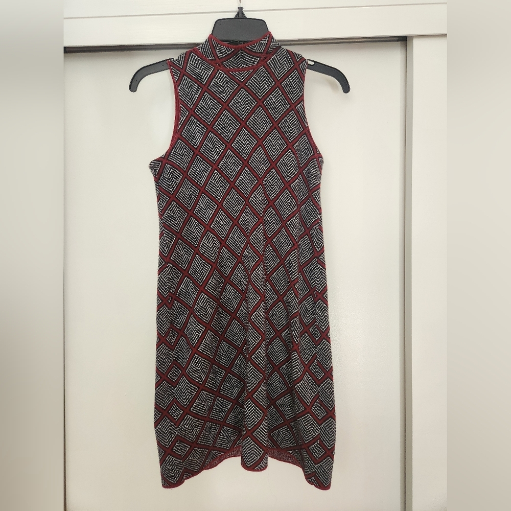 Romeo & Juliet Couture Geometric Dress NWOT